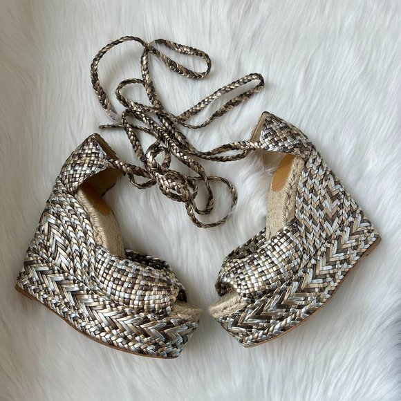 Hermès Women's Gold/Bronze Espadrille Sandals Size 38 - Picture 5 of 12